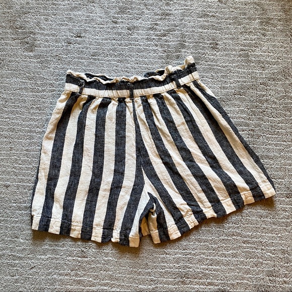 WHO WHAT WEAR linen shorts - Picture 3 of 7